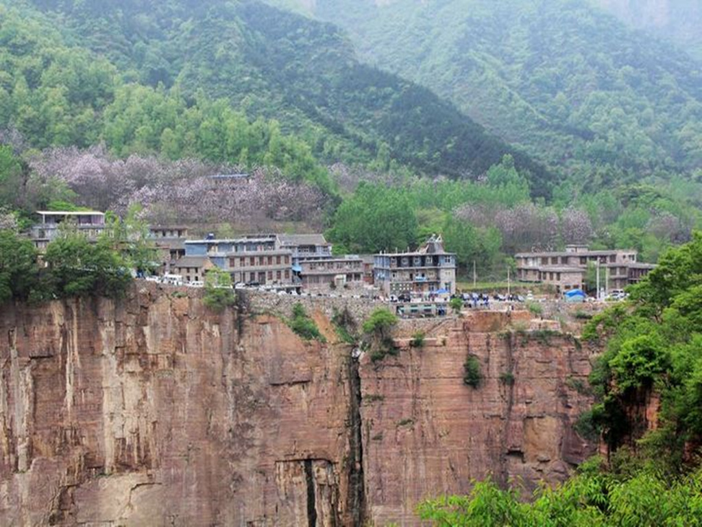 云臺山、紅石峽、郭亮村、萬仙山雙臥 5日