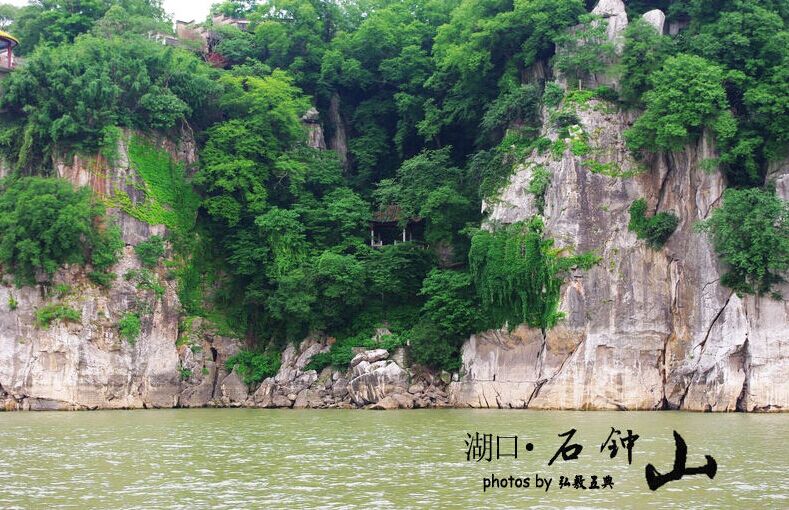 廬山主景區(qū)、三疊泉瀑布、白鹿洞書院、鄱陽湖