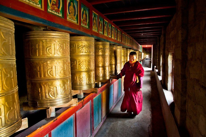 西藏純玩全程掛三星，0自費、0購物，雅魯藏布大